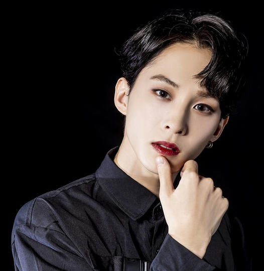 HIKARU 💫 Kitagawa Hikaru (北川暉) 1999.02.09 Osaka, Japan Leader PRODUCE 101 JAPAN: Rank 38 